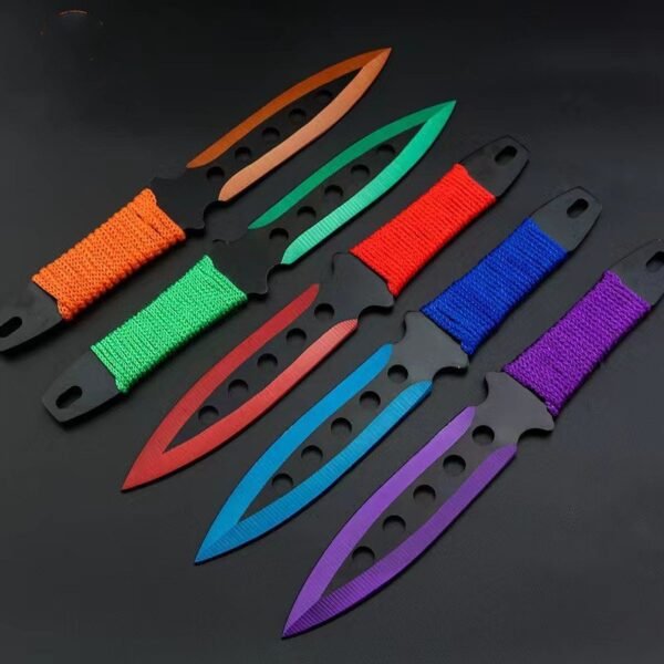 throwing knives