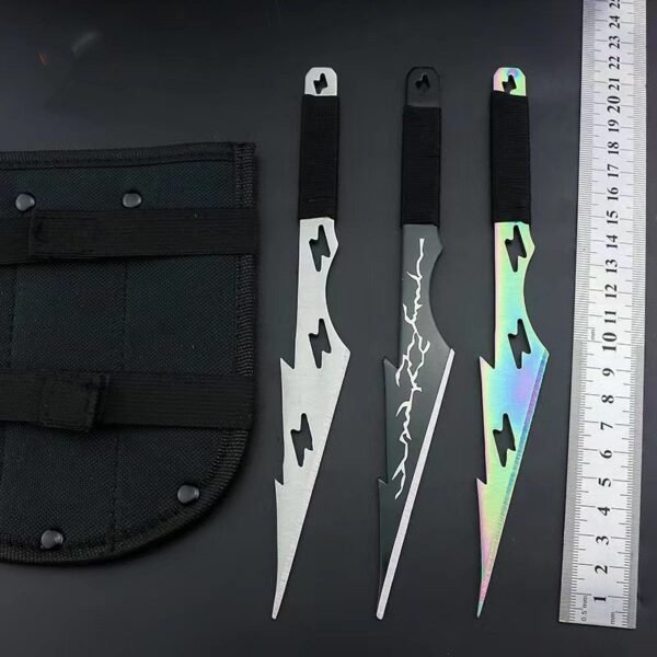throwing knives